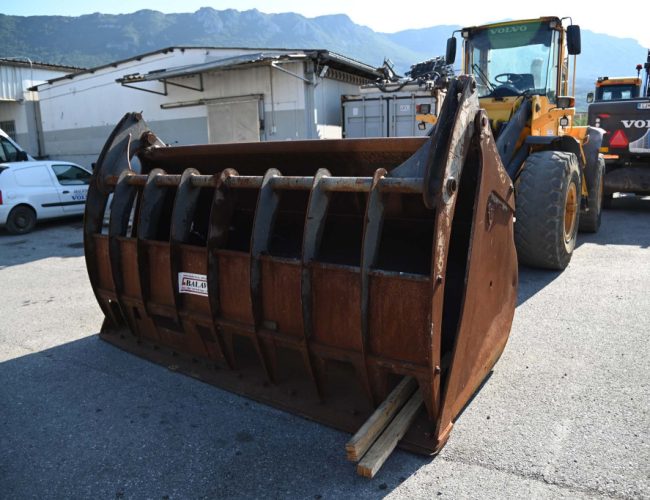 Bucket_with_clamp_BA1479_3000mm_Balavto__04-34