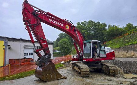 Volvo_EC360CNL_110439_2009_01