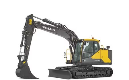 volvo-find-crawler-excavator-ec140e-t4f-walkaround-1000x1000